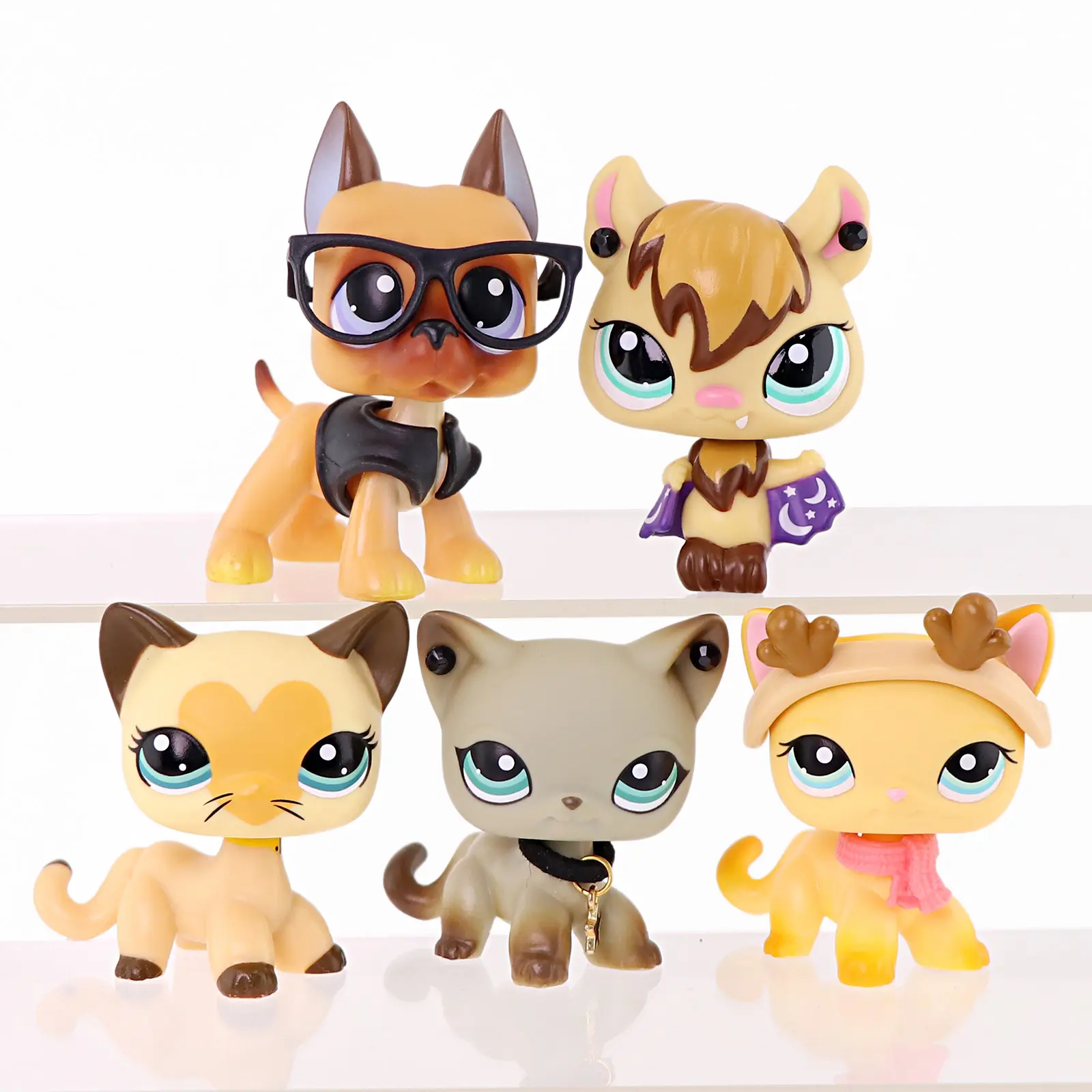 5 Pcs Mini Pet Figurines Set, Great Dane Dog, Bat Cat, Heart Mark Kitten, Siamese Cat & Antler Hat Kitty Figures with Glasses, Vest, Moon Star Cape, Collar, Scarf & Reindeer Hat Accessories, Collectible Animal Statues for Kids Girls Birthday Party Favor