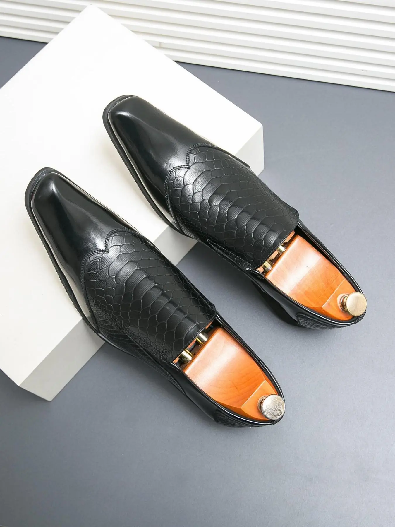 Men's Elegant Snake Skin Embossed Dress Shoes, PU Leather Shoes, Fashionable Pointed Toe Shoes for Work Office, Business Formal Shoes, Business Casual All-match Shoes for Daily Wear, Boy Footwear