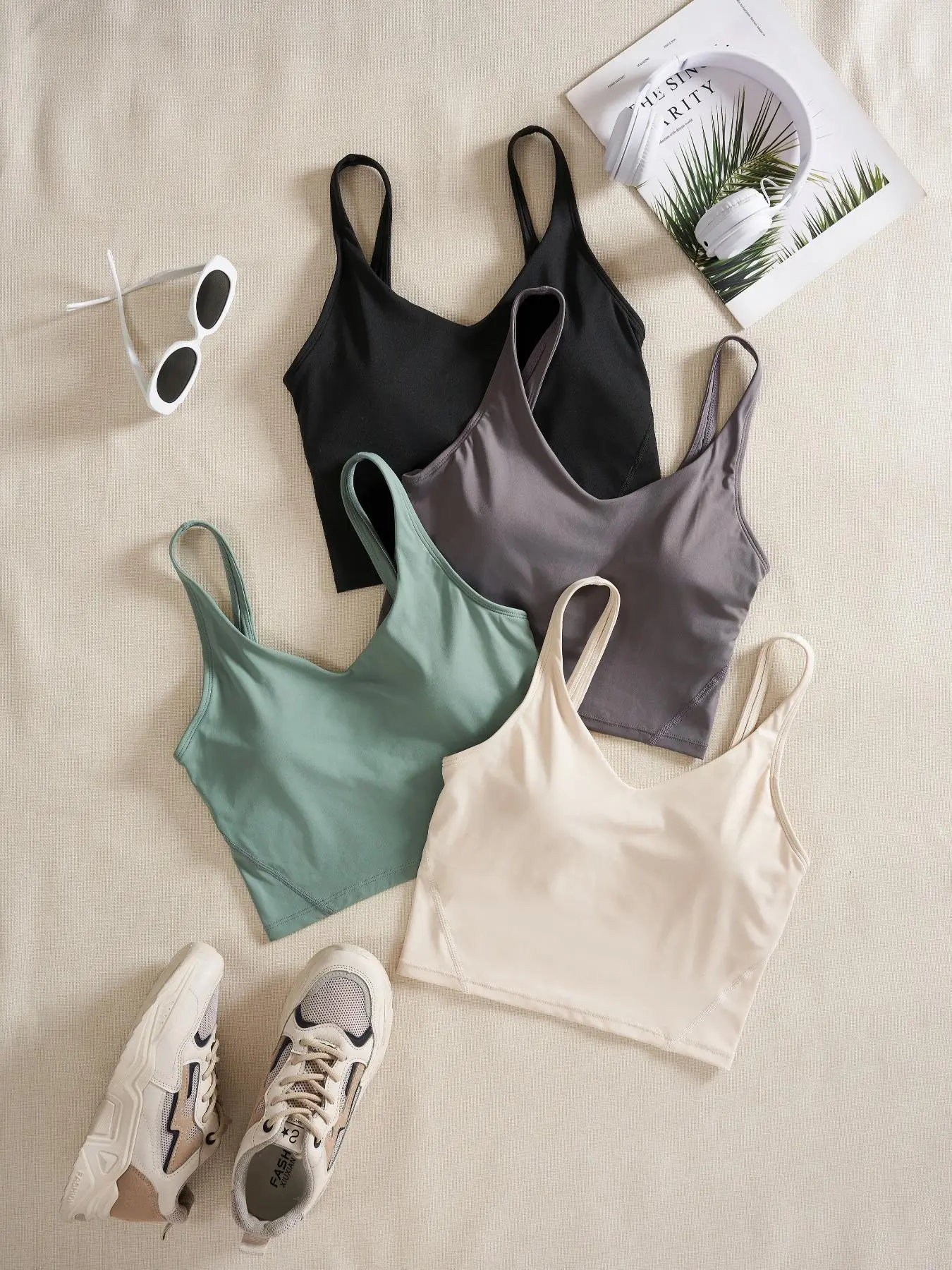 Women's Solid Sports Bra, Quick Drying Breathable Comfortable Crop Cami Top for Yoga Gym Workout Running, Ladies Sportswear Clothing for Indoor Outdo