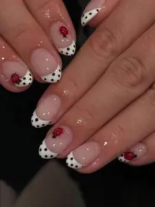 24pcs Short Oval Press-On Nails, Short Polka Dot French Manicure, Ladybug Pattern, Glossy Full Coverage False Nails, DIY Nail Art Supplies, Suitable For Women For Daily Wear, Dates, Parties In Autumn/Winter