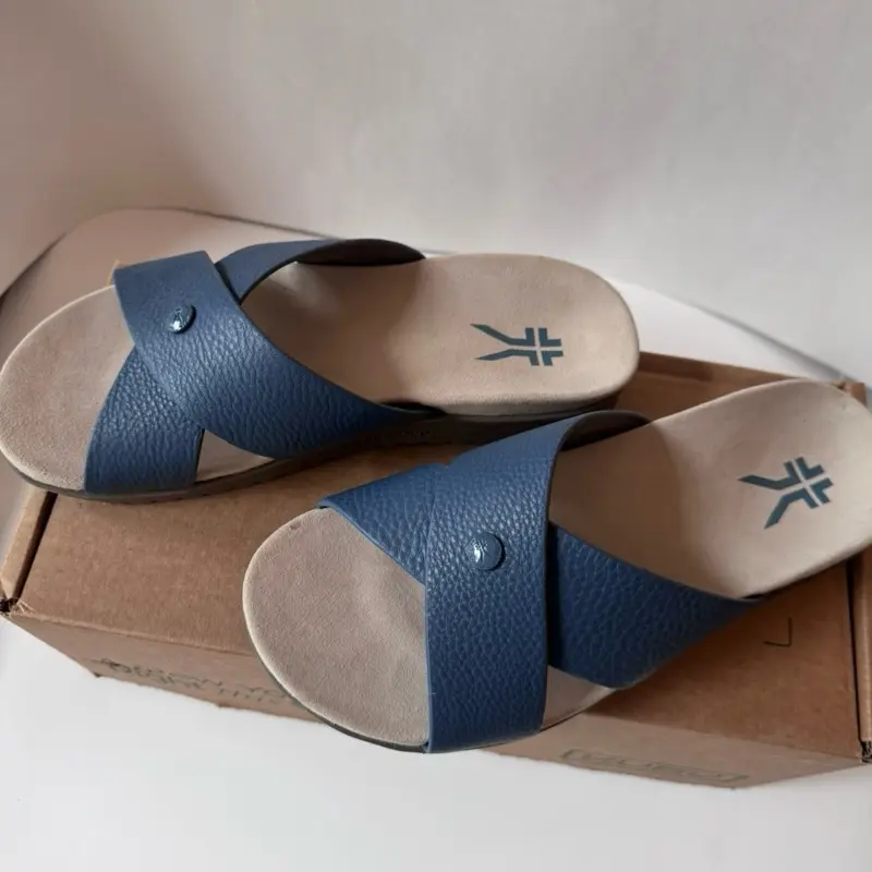 Kuru Women’s Breeze Sandals Size 9