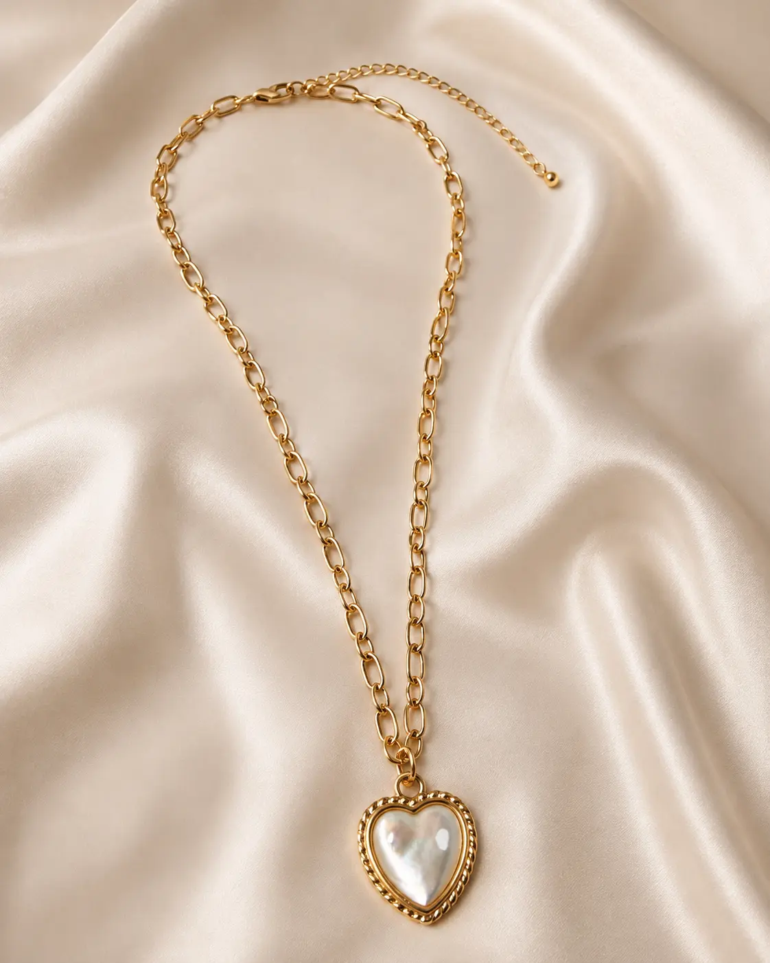 Bella Heart Necklace
