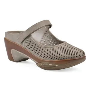White Mountain Mary Jane Perforated Clog - Vinto2