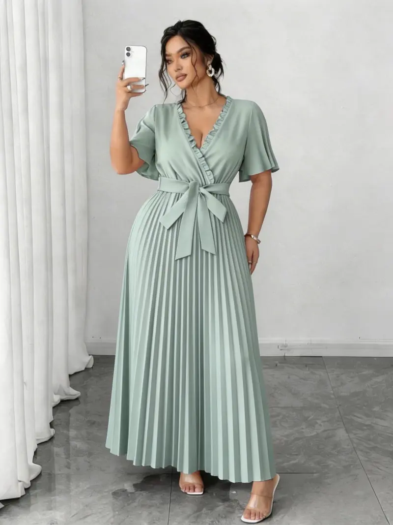 Plus pleated dress - TikTok Shop