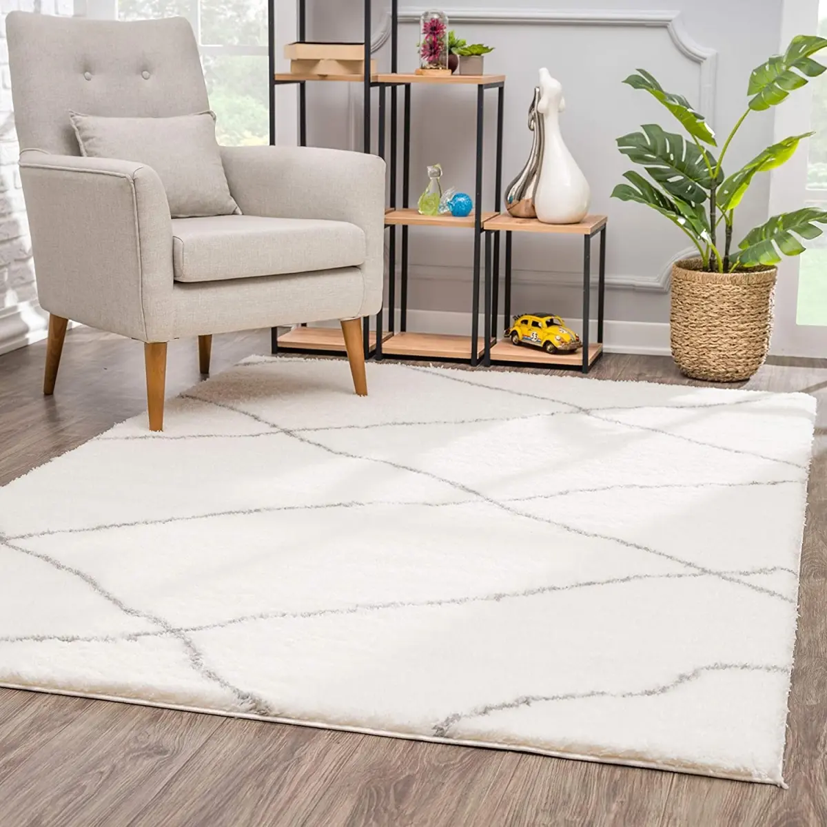 HomeRoots 4x6 ft. Ivory Modern Uneven Lattice Area Rug - Freehand Weave Polyester Fiber, Soft Thick Ultra-Soft Decorative Fluffy Contemporary Rugs, Indoor Home Decor, Decorative Fluffy Rug