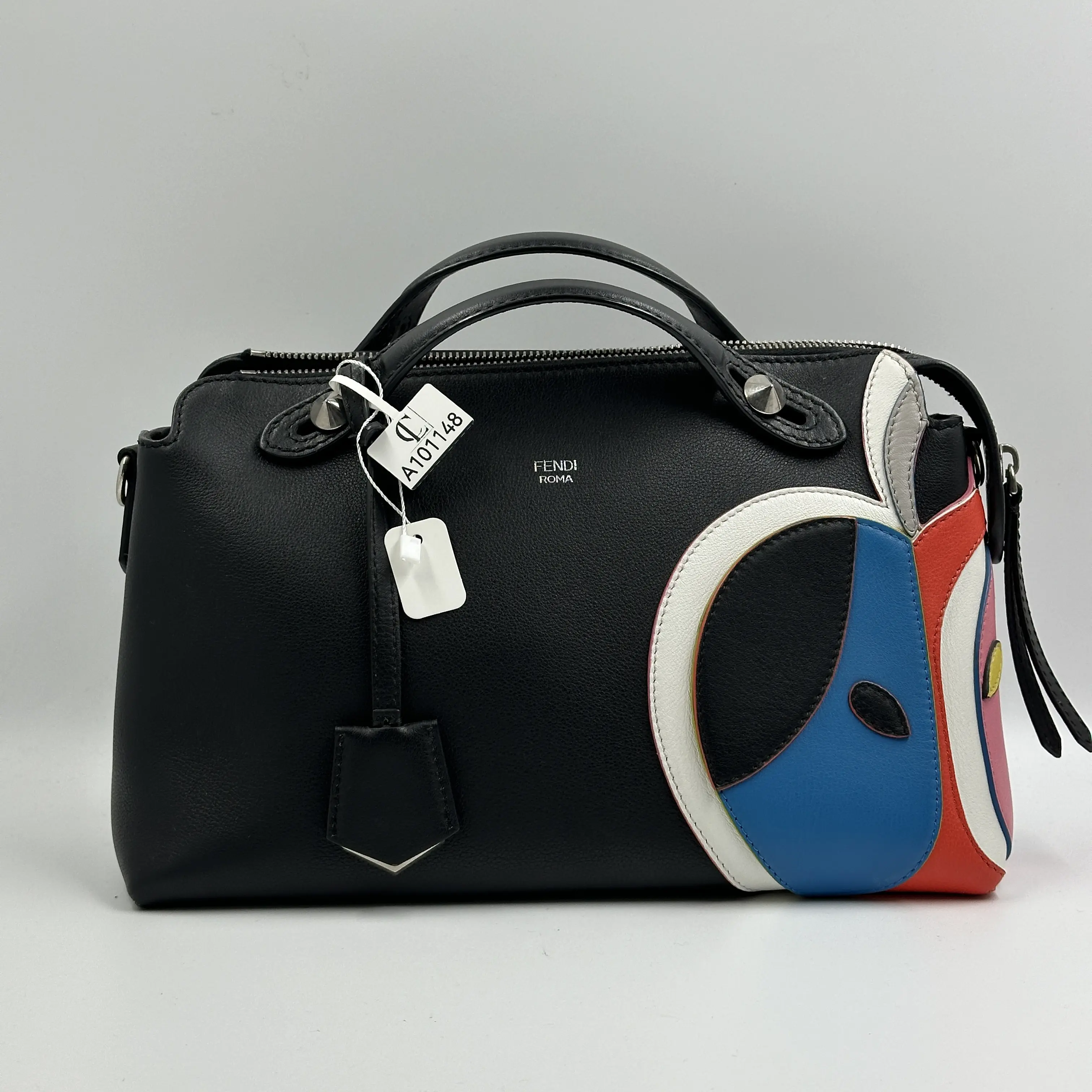 Pre-owned FENDI handbag is the Small By The Way satchel A101148