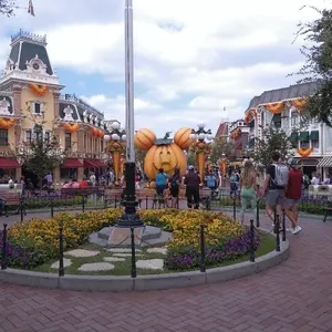 Product Review of GLOBAL PICK 4K Digital Camera with 180° Flip Screen, 16X Digital Zoom Vlogging Camera, Autofocus Camera, Including Wide Angle & Macro Lens, 32GB TF Card, Ideal Gift Choice, Photographic Kit from ** k**n **