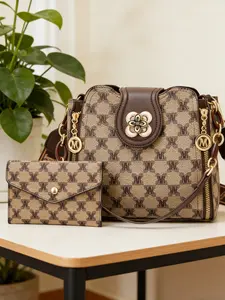 Women's handbags, light handbags, crossbody bags, letter printed bags, commuter bags, casual bags, Fashionable crossbody bag, Shoulder Bag. Mother's Day gifts for mom, Christmas gifts for ladies, birthday gifts for wives, Thanksgiving gifts for wives