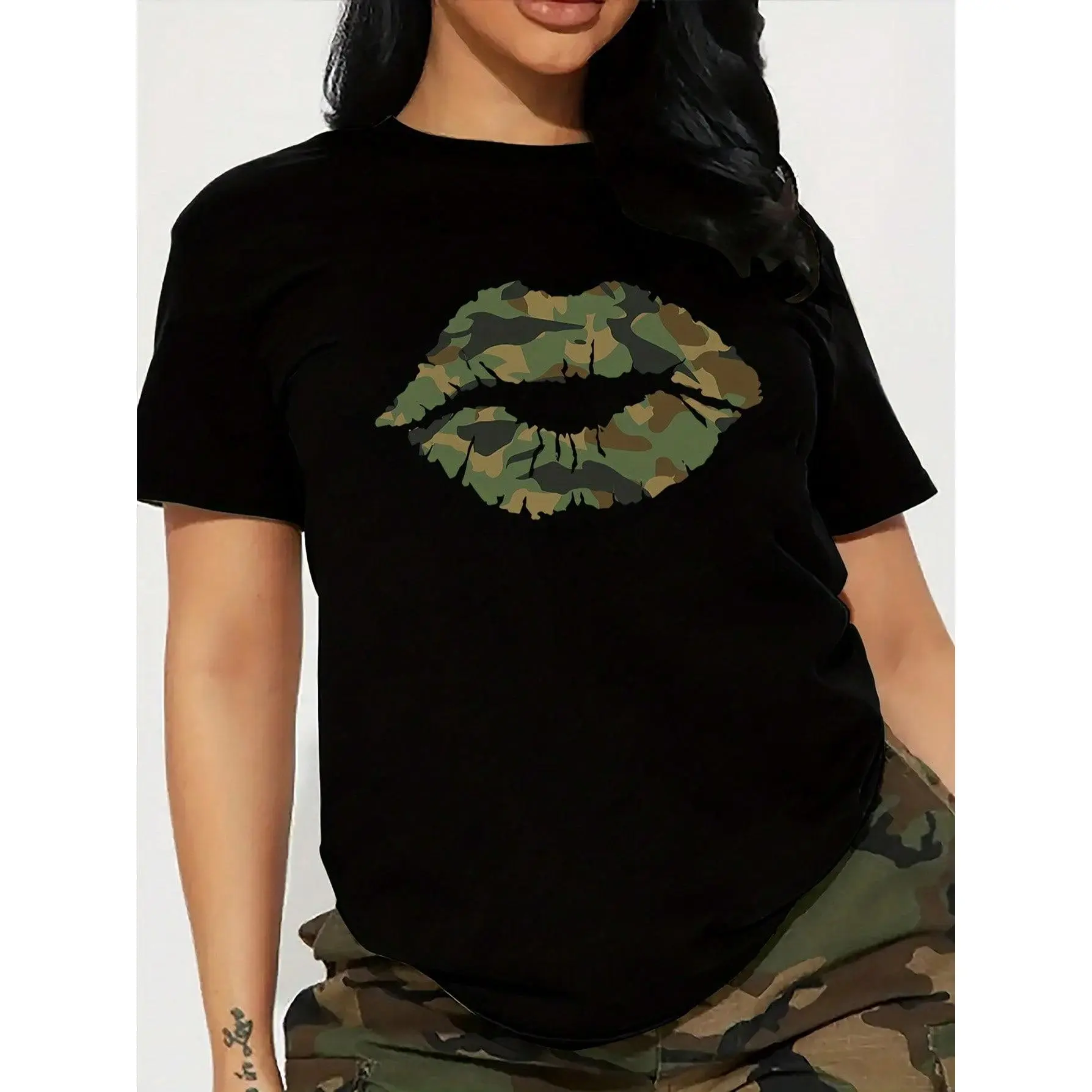 Women's Knitted Loose Camo Lip Print Pullover - Short Sleeve Crew Neck, Breathable, Geometric Accent, Machine Washable Casual Summer Sports Top, Shortsleeve