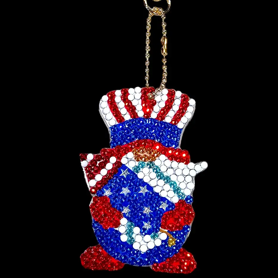 Diamond painting Gnome Keychain