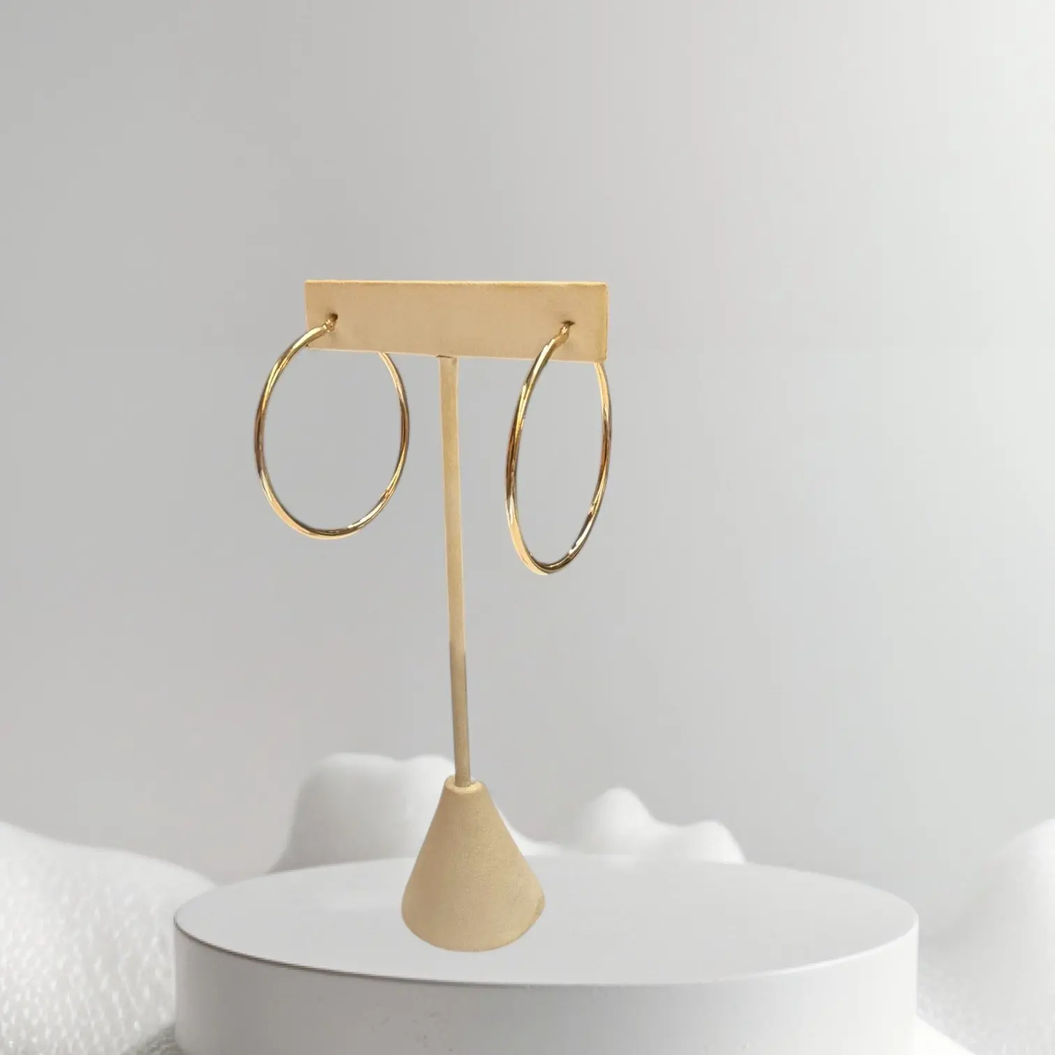 Argollas semi sólidas  en oro 14k