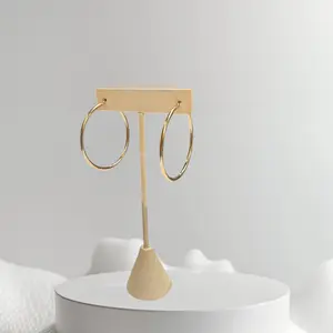 Argollas semi sólidas  en oro 14k
