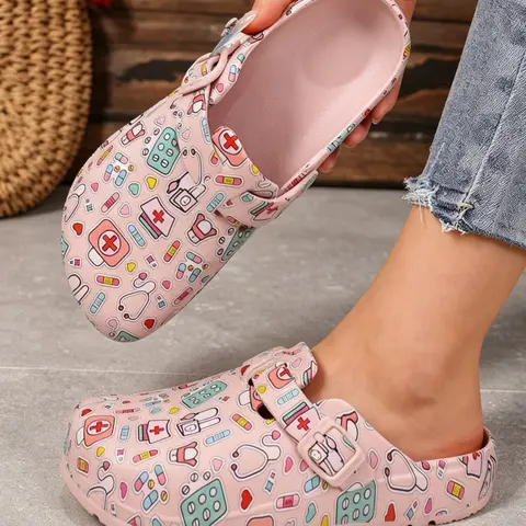 Women's Fashion Cartoon Print Hollow Out Shoes Eva Summer Non-Slip Work Shoes Lightweight Flat Soft Sole Non Slip Design Adjustable Buckle Slip-On Beach Garden Fall Round Toe Clogs Summer Slippers