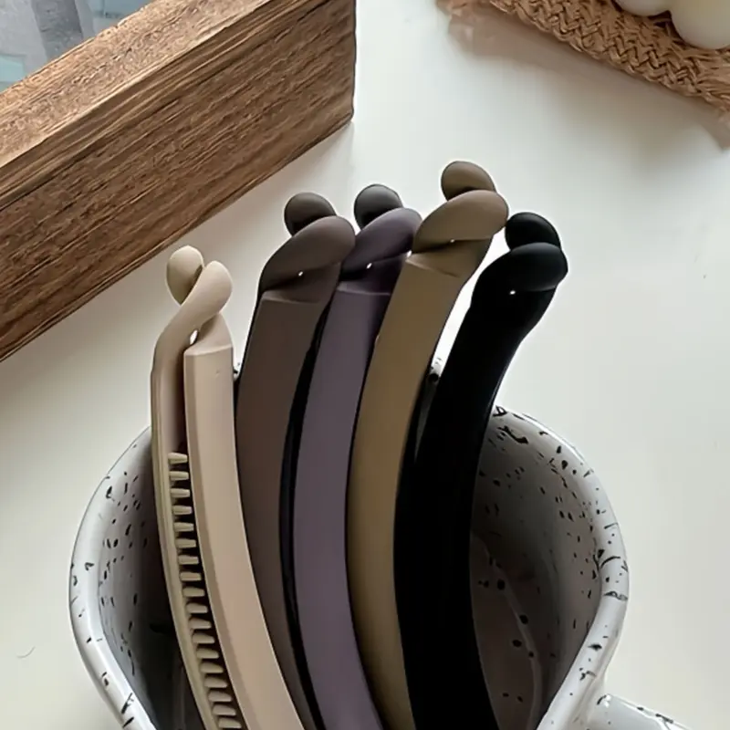 5 pieces of ladies' sweet and elegant matte frosted banana clip set, Hair Clips, with a variety of colors and low-key and versatile color matching appearance design, suitable for daily travel wearing hairstyle accessories set