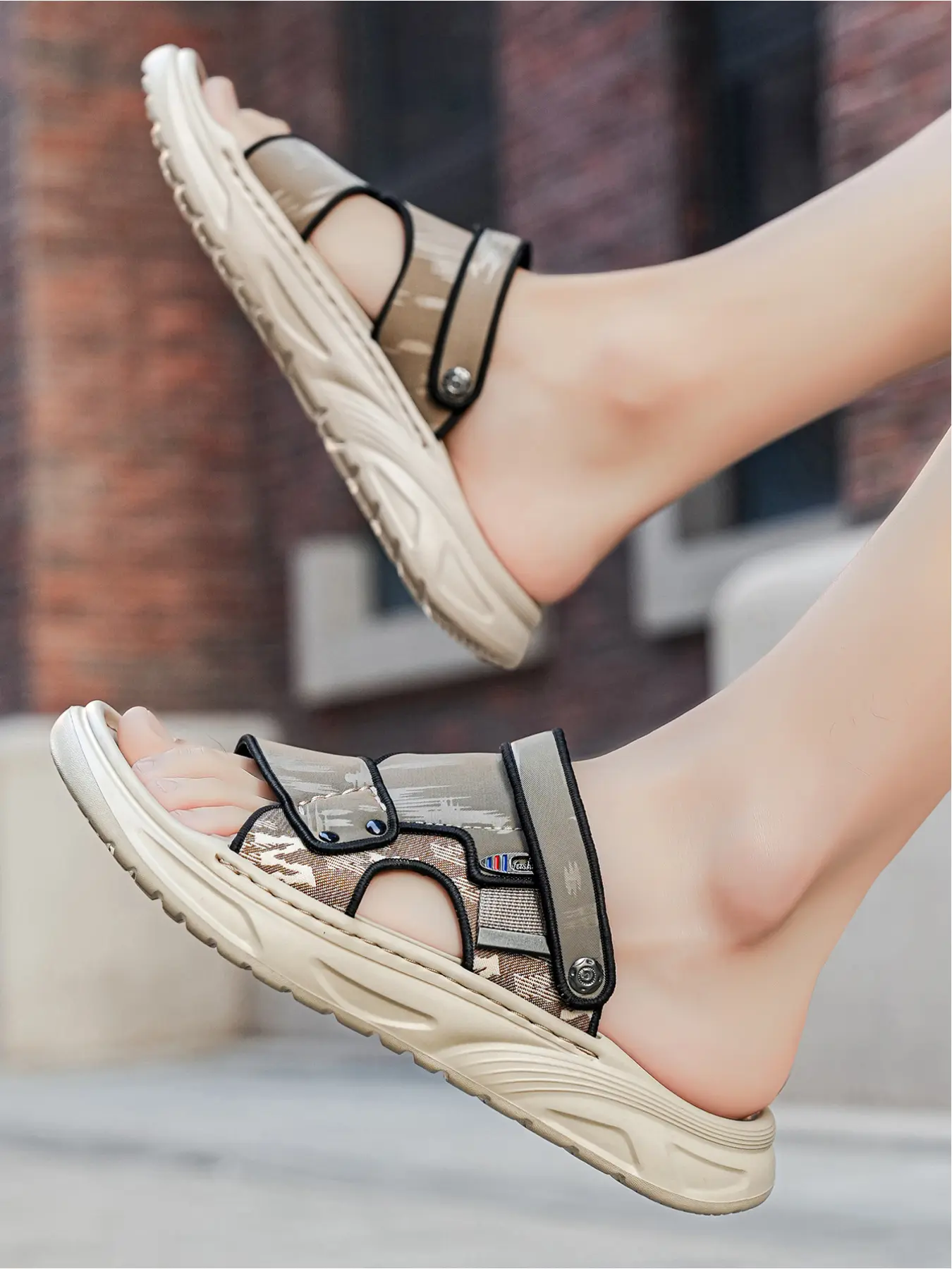 Men's Two-Wear Chunky Sandals, Adjustable Buckle Outdoor Slides, Non-Slip & Breathable Beach Shoes