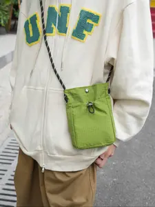 Trendy Grid Nylon Crossbody Bag for Men & Women, Lightweight Waterproof Travel Shoulder Bag, Casual Mini Sling Bag for Outdoor, Hiking, Daily Use, Minimalist Crossbody Bag, Stylish Crossbody Bags