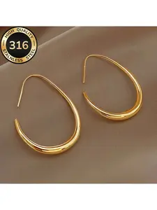 High-quality stainless steel hypoallergenic teardrop earrings, 18K gold-plated, fade-resistant, comfortable and versatile, simple and elegant. Fashion ladies' earrings suitable for daily wear or parties, jewelry accessories, an exquisite gift for women.