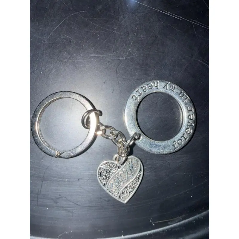 Handmade Dreamy Dear Key Chain in Silver Metal with "Mom" Charm
