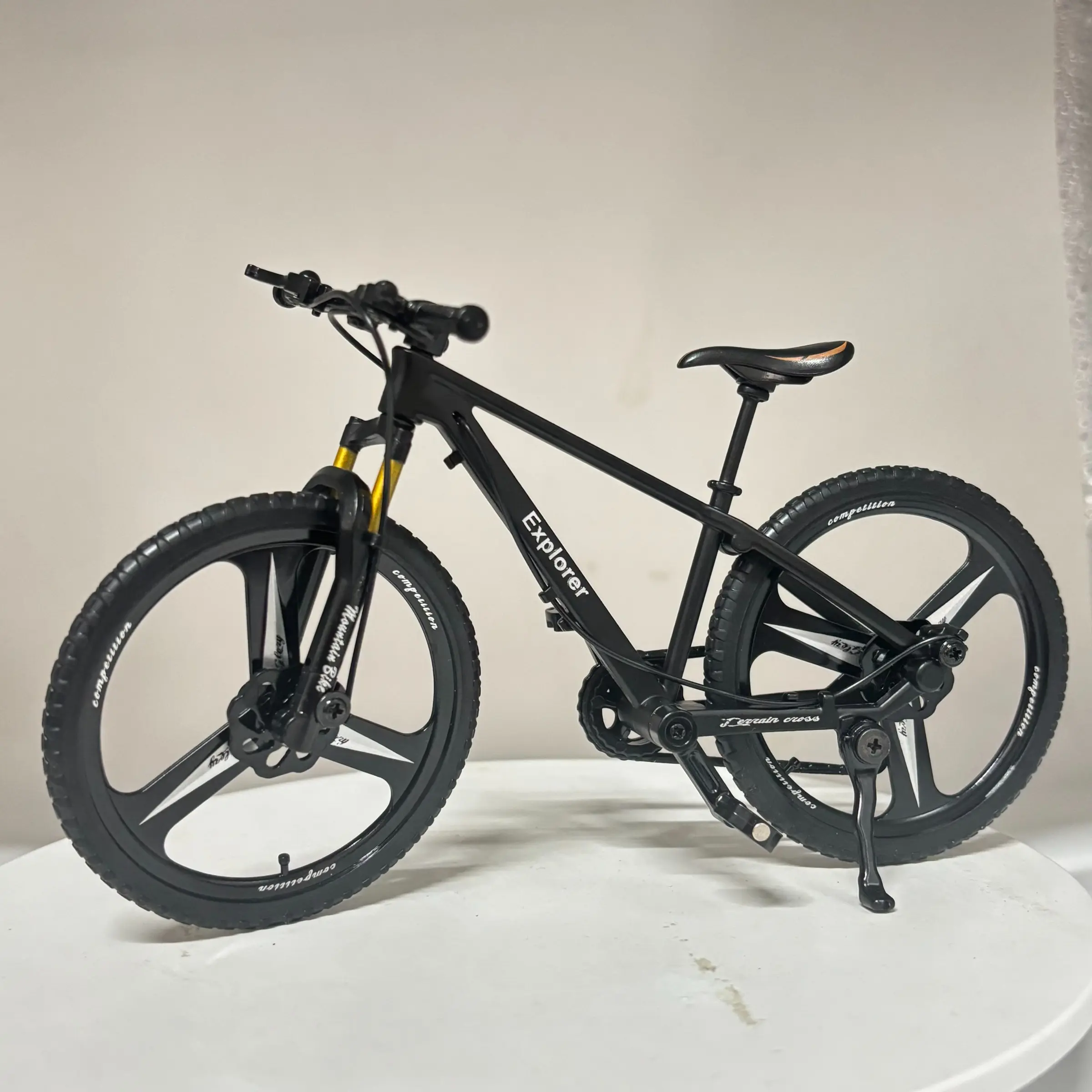 New Design Alloy Bicycle Model, Realistic Mountain Bike, Downhill Bike, Road Bike, Desktop Decor, Party Gift, Birthday Present, Easter Gift, Alloy Material