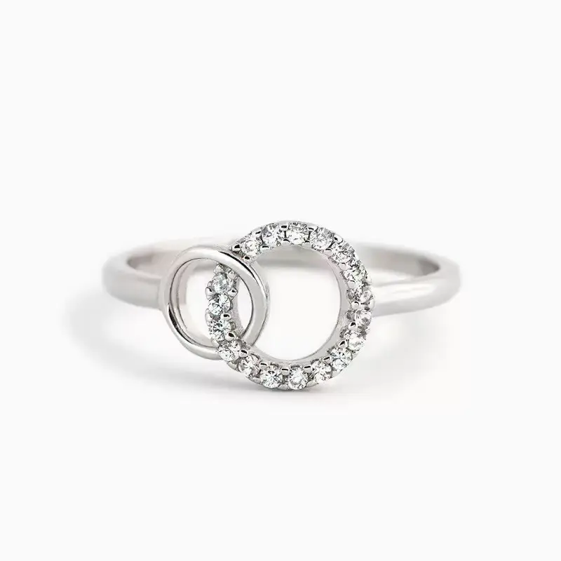 Women's Elegant Interlocking Ring with Pave Rhinestones, Silver-Tone Glittering Double Band for Layered Ring Stacks, Daily Fashion Jewelry, Elegant Glittering Ring, Fashionable Jewelry Accessories