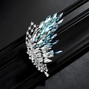 Elegant Light Blue Feather & Bird Wing Brooch - Sparkling Rhinestone Alloy Pin for Weddings, Banquets, and Gifts, Perfect for Formal Occasions, Banquet Jewelry | Elegant Accessory | Rhinestone Embellished