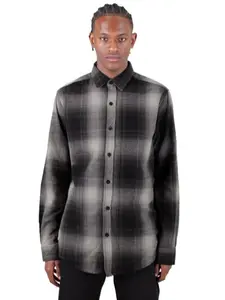 Plaid Flannel Overshirt - Soft Plaid Fabric, Versatile Design, Ideal for Casual Wear, Comfortable Fit