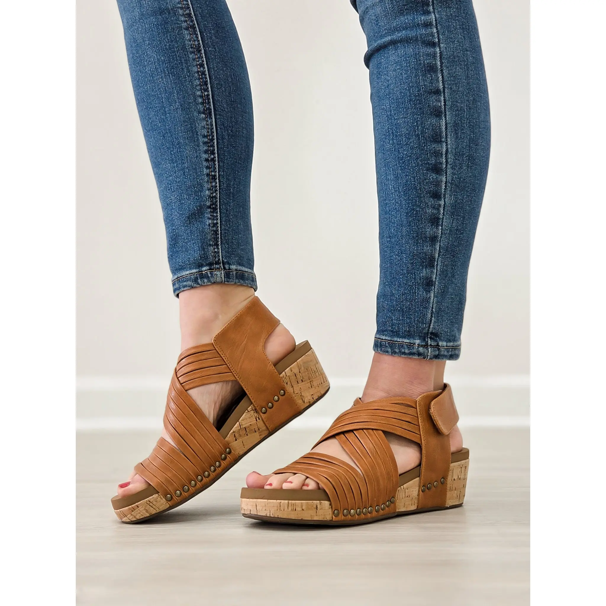 Corkys Good For You Wedges in Cognac Corkys Good For You Wedges in Cognac