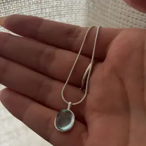 Elegant Simulated Aquamarine Moonstone Celestial Pendant Necklace, Decorative Necklace, Minimalist Style, Fashionable and Versatile, Perfect Gift for Women
