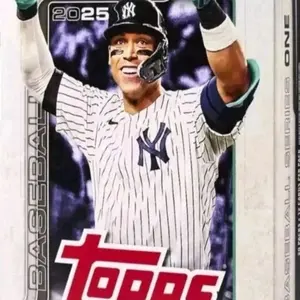 Topps Series 1 2025 Complete Set Baseball Trading Cards Featuring Iconic Player Design