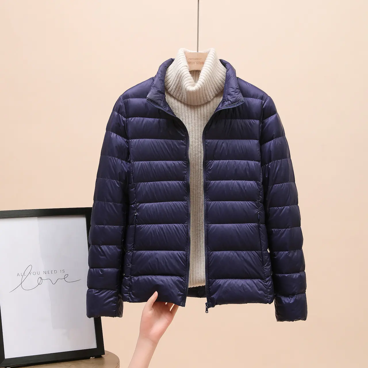 Navy blue (standing collar)