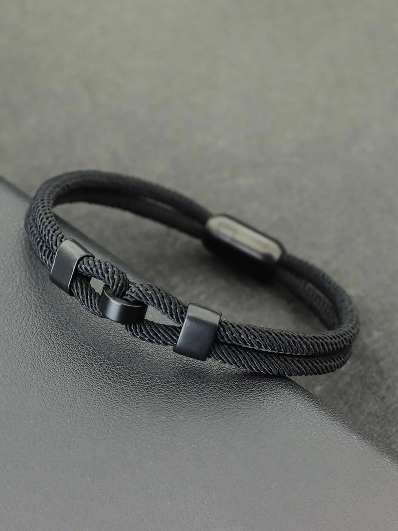 Men's Minimalist Casual Plain Color Braided Adjustable Bracelet, Stainless Steel Magnetic Closure Design Bracelet, Fashionable Bracelets Jewelry for Daily Wear