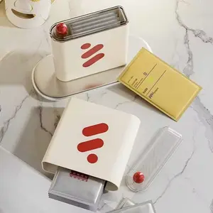 Home Mask Storage Box Refrigerator Fresh-keeping Facial Mask Sealed Moisturizing Box Portable Makeup Accessory Container