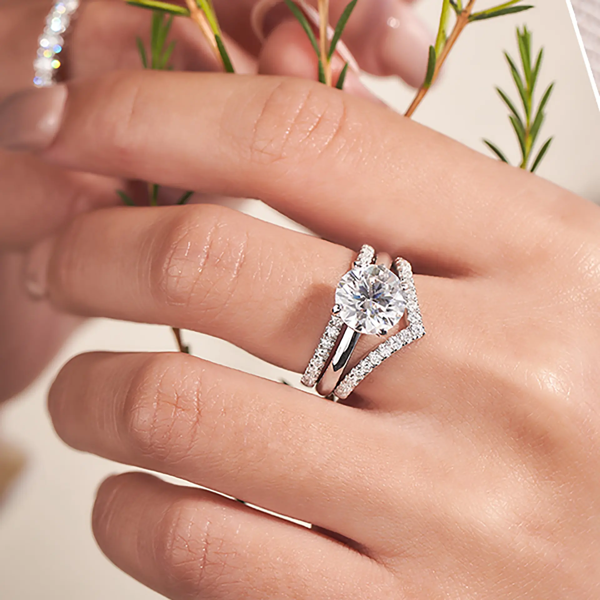 Starry Sky+3 carat Four Claw+V shaped Di