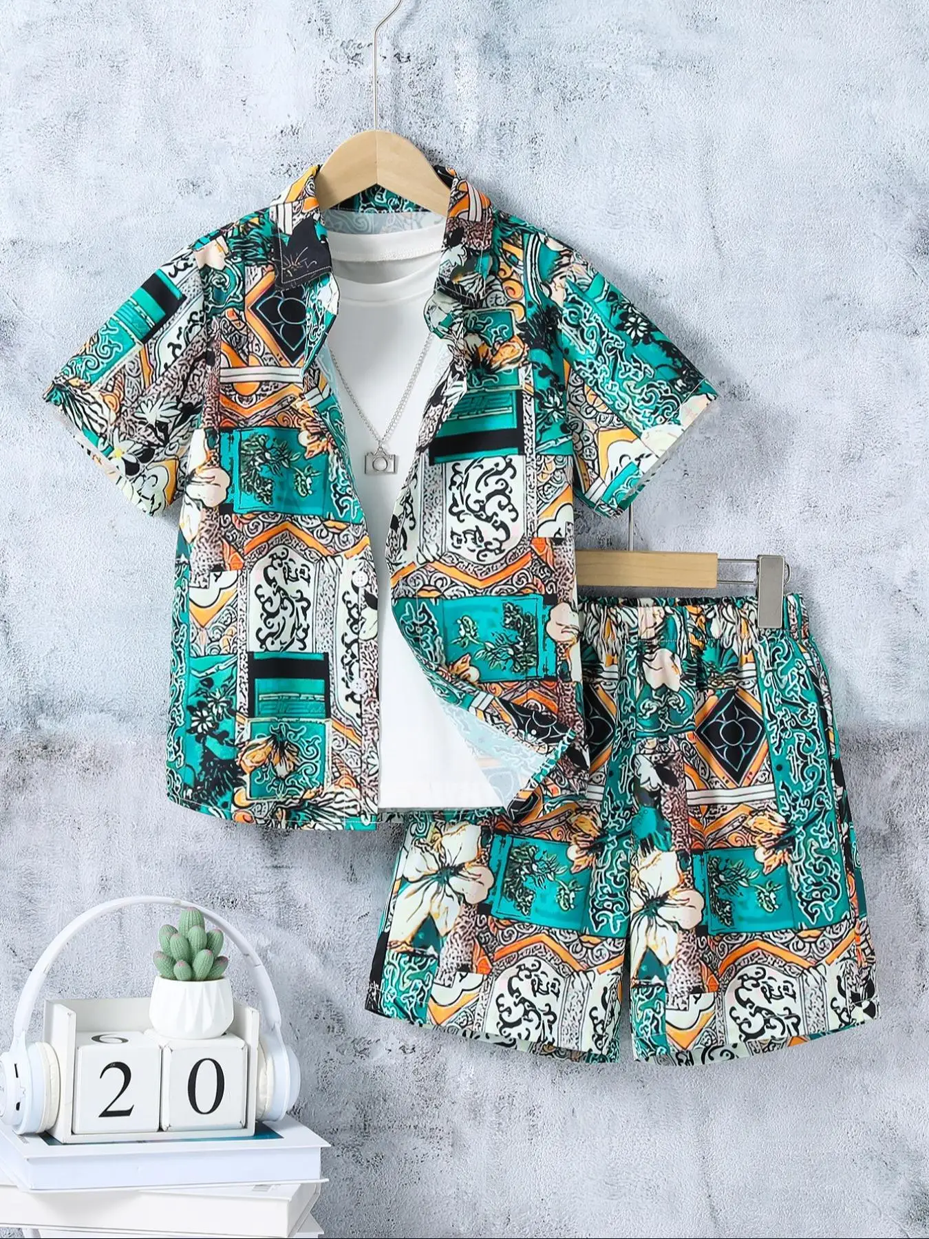 Two-Piece Set Boy's Random Print Short Sleeve Shirt & Shorts Set, Casual Summer Outfits Clothes for Kids, Kids Clothing for Daily Wear