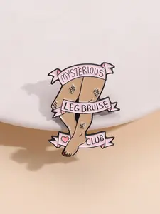 Cartoon Badge Creative Brooch with Ribbon, Humorous Attitude Daily Fun Expression, Mystery Bruise Club Slogan, Durable Metal Pins