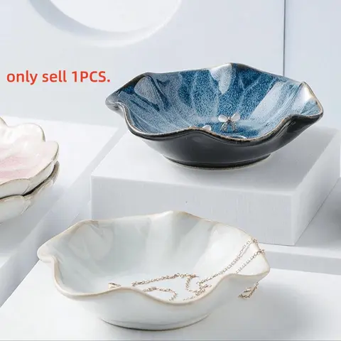 Ceramic Petal Shaped Jewelry Tray, 1 Count Decorative Stationery Storage Tray, Desk Organizer for Home Office Dormitory School, Room Decor, Ceramic Dish