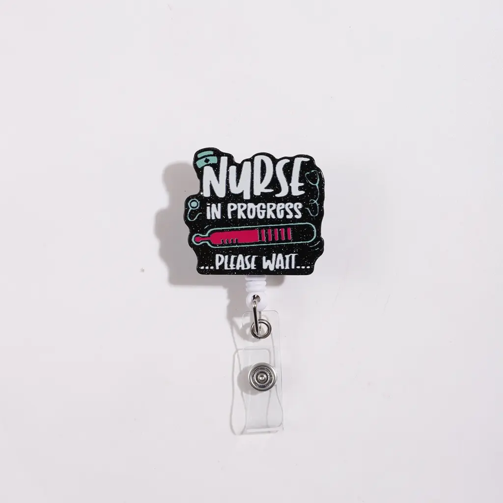 1pc Nurse Badge Reel with 'nurse in Progress Please Wait' Text and Medical Design, Medical Badge Holder, Nurse Badge Accessories, Perfect Gift for Nurses, Ideal for Nursing Students