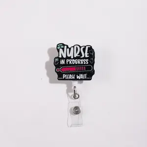 1pc Nurse Badge Reel with 'nurse in Progress Please Wait' Text and Medical Design, Nurse Accessory, Perfect Gift for Nurses, Ideal for Nursing Students
