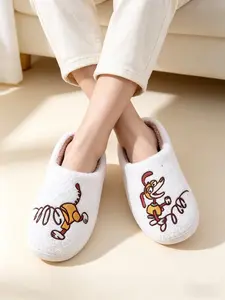 ✨Cute Plush Dog Slippers, Soft Teddy Fleece Surface, Funny Spring Dog Design, Warm Lined, Non-Slip, Ideal for Bedroom and Living Room, Footwear