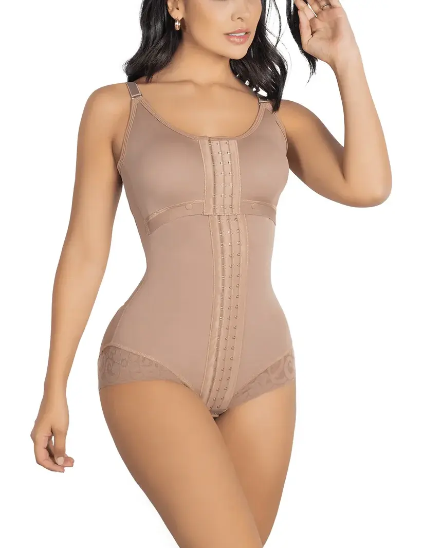 Shaping Panty with Built-In Bra | Ref. 01040