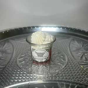 Strawberry Coconut Cream Scented Candle - 4oz