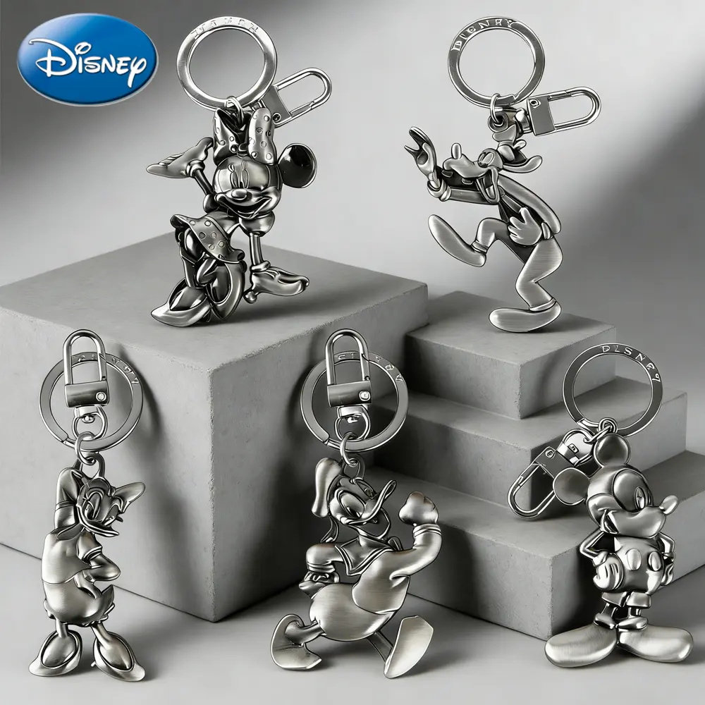 1PC Disney Officially Licensed  Keychain  Collectible Cute Animal Anime Mickey Daisy Duck Donald Duck Goofy Minnie Keyring Backpack Decoration Car key Pendant Desk Alloy Enamel Gift