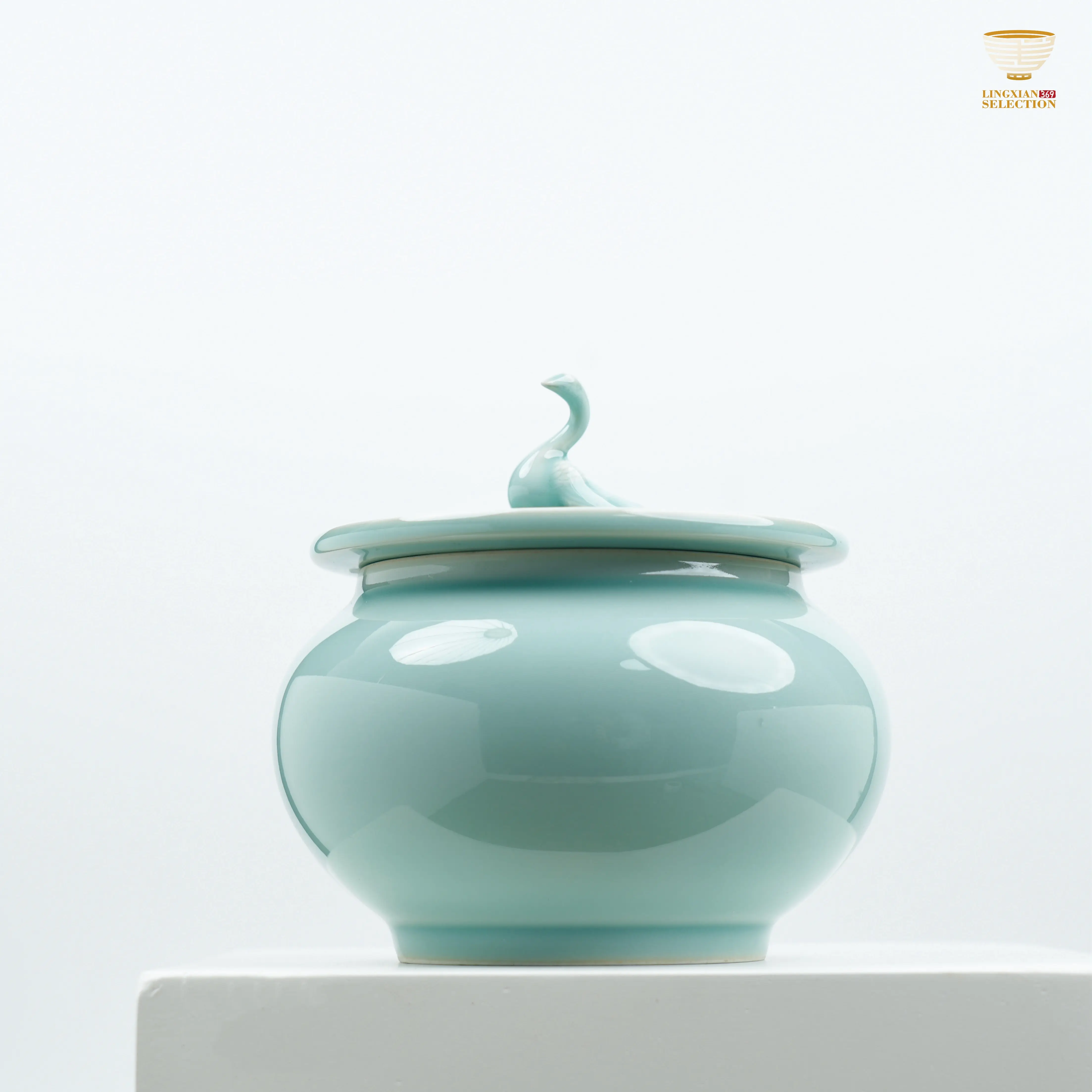 【Celadon Swan-Lid Tea Caddy/Tea Jar From Lei Huixian】 – Handcrafted Porcelain Jar with Artistic Animal Design | Elegant & Airtight Storage for Loose Leaf Tea
