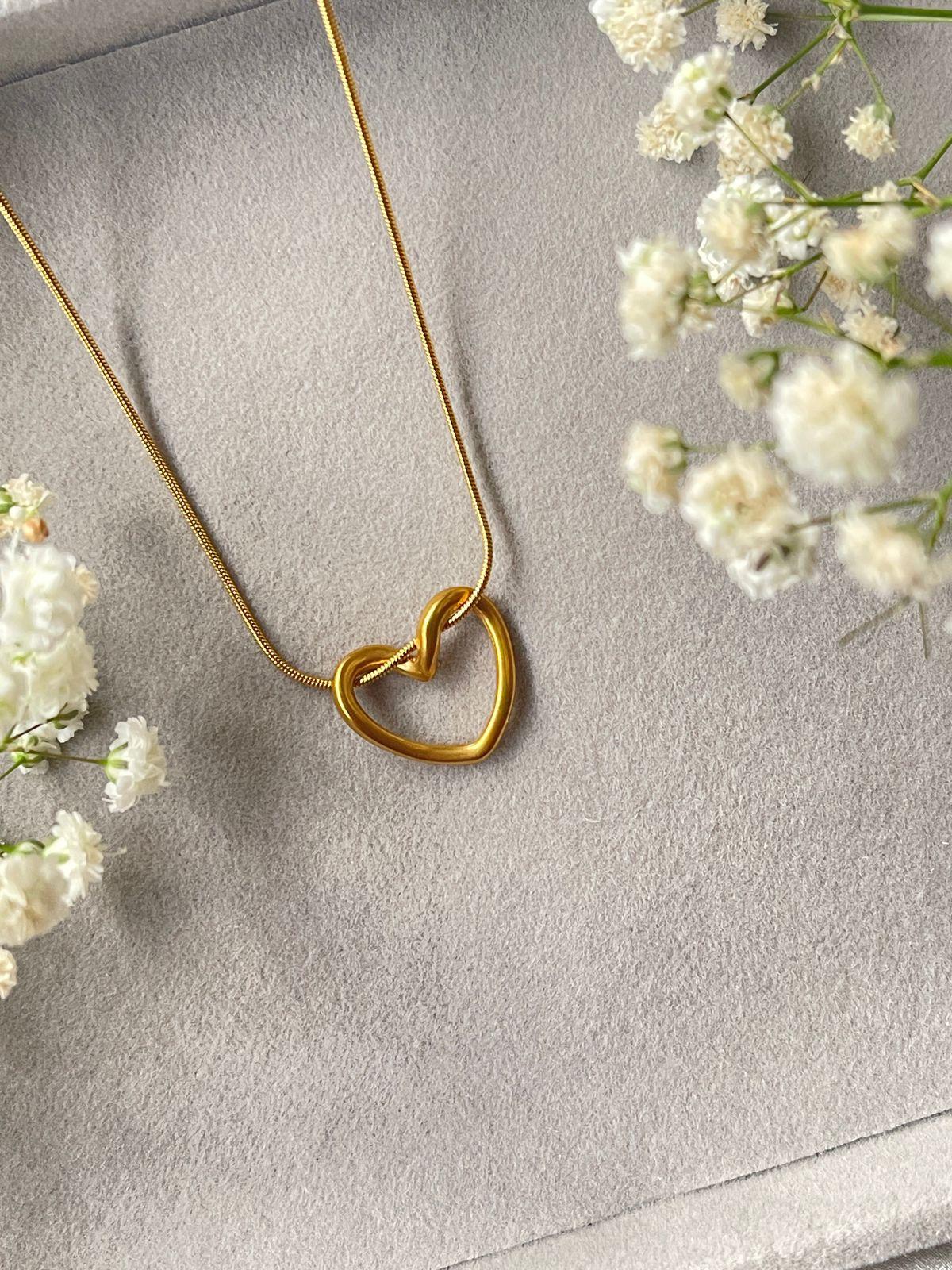 Gold Heart Pendant Necklace for Women – 316L Stainless Steel Anti-Tarnish Waterproof | Minimal Aesthetic Jewelry | Gift for Girlfriend