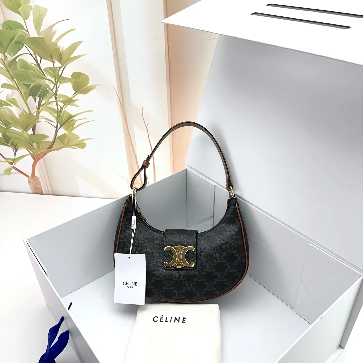 Pre-owned Celine Black Triomphe Canvas Ava Hobo Shoulder Bag FO717 23044368