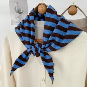 Women's Striped Knitted Triangle Scarf - Y2k Aesthetic Headscarf Shawl Comfortable Neck Warmth Multifunctional Headscarf Street Fashion Autumn Winter Accessory