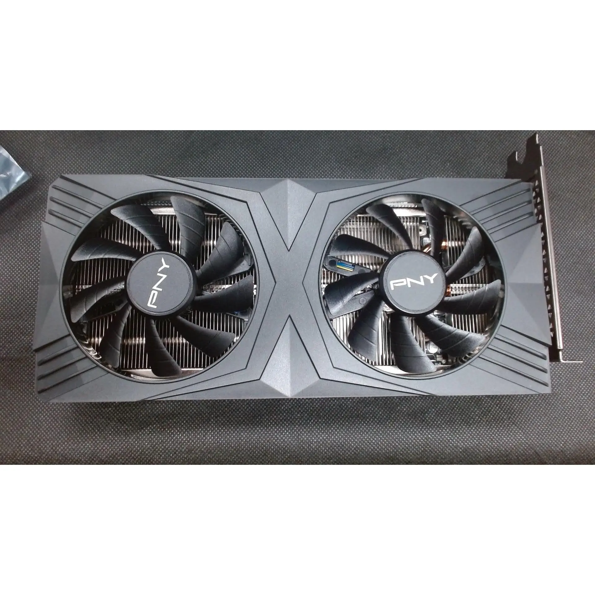 PNY RTX 4070 SUPER PNY RTX 4070 SUPER