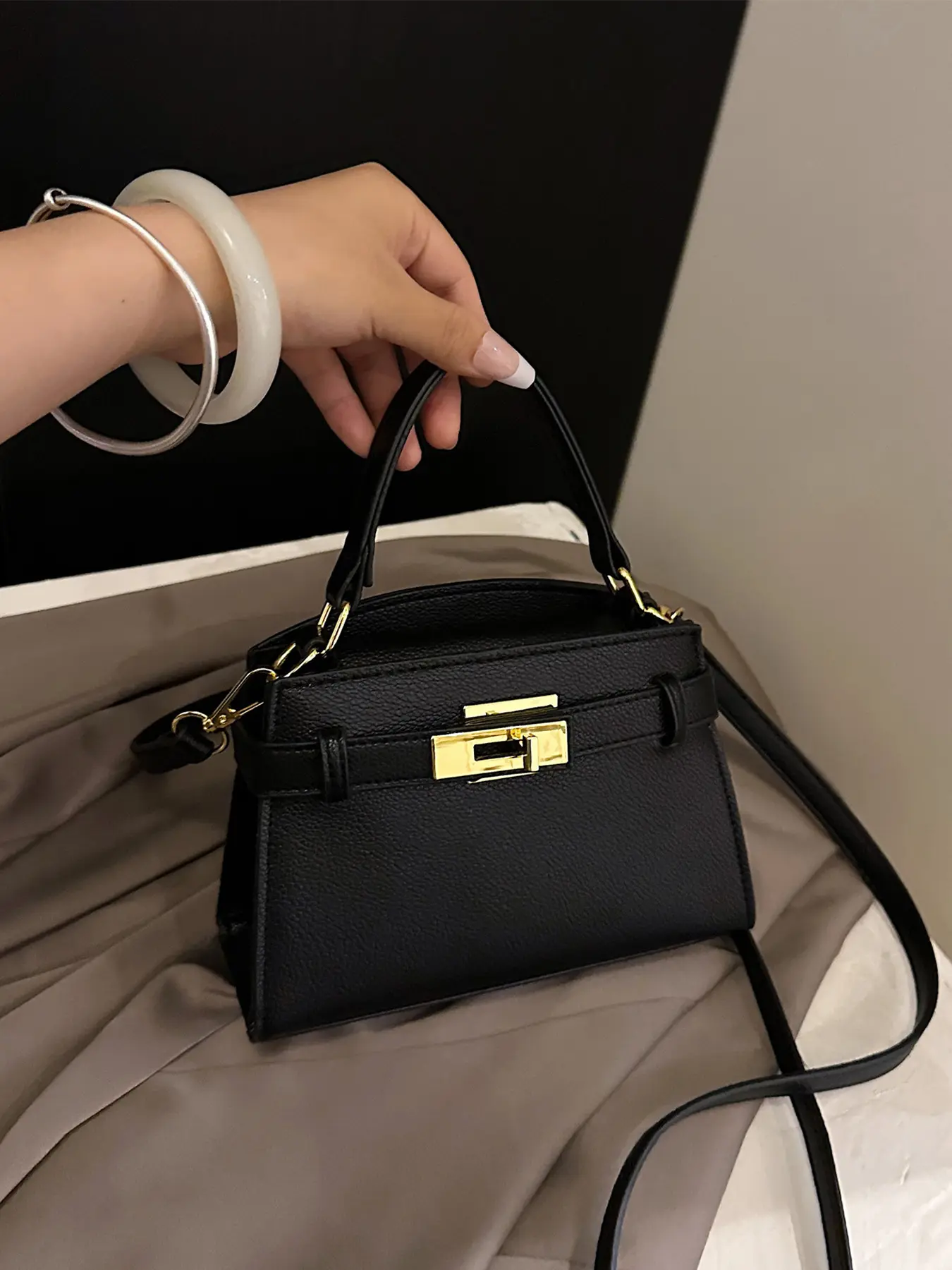 Trendy Kelly Bag for Women, High-End Elegant Commuter Bag, Versatile Stylish Crossbody Bag, Perfect for Friends, Shopping, Dates, Business Travel
