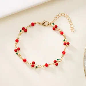 1pc Elegant Women's Cherry Charm Bracelet - Zinc Alloy Golden-Tone Chain with Red & Green Beads, Versatile Party & Everyday Jewelry Gift for Women, Cherry Jewelry, Playful Design, Intricate Beadwork, Goldtone Beads