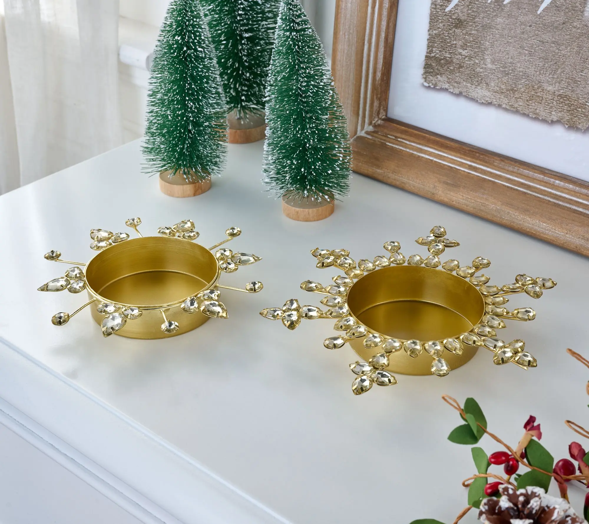 Martha Stewart Set of 2 Crystal Snowflake Candle Holders Martha Stewart Set of 2 Crystal Snowflake Candle Holders